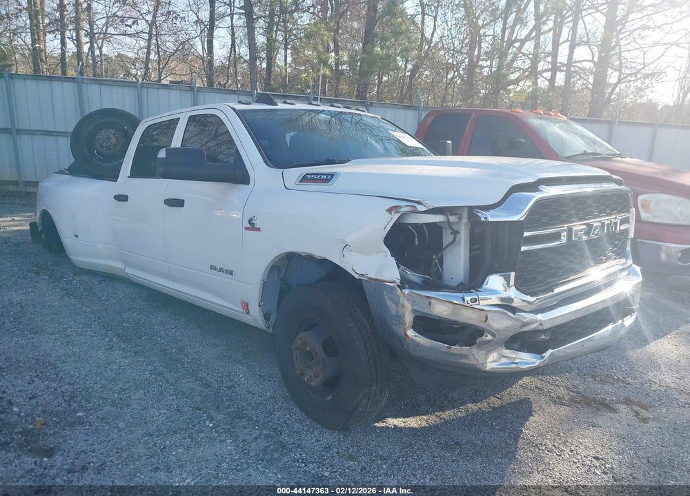 2019 RAM 3500 TRADESMAN  4X4 8' BOX VIN: 3C63RRGL1KG668192