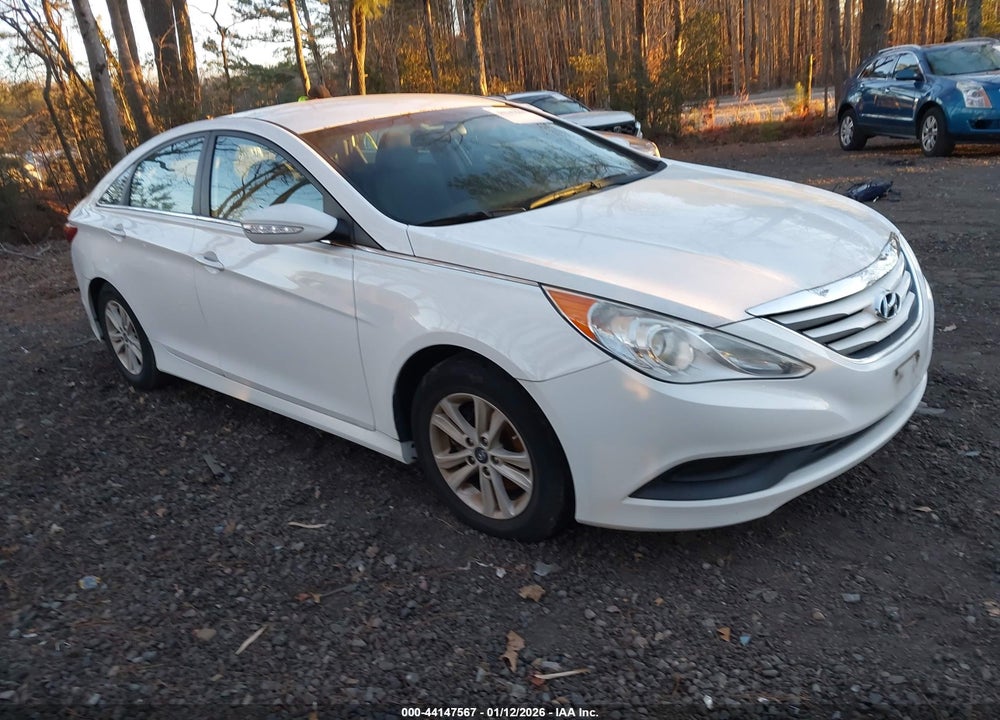 2014 HYUNDAI SONATA GLS VIN: 5NPEB4AC6EH877599