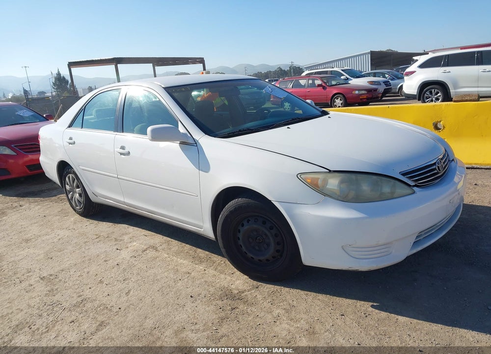 2005 TOYOTA CAMRY LE VIN: 4T1BE32K35U028946