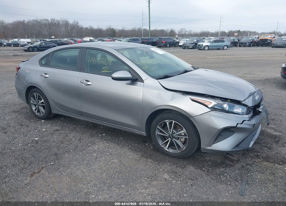 2023 KIA FORTE LXS VIN: 3KPF24AD5PE582353