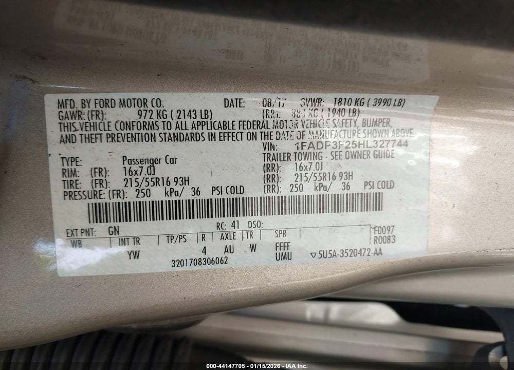 2017 FORD FOCUS SE VIN: 1FADP3F25HL327744