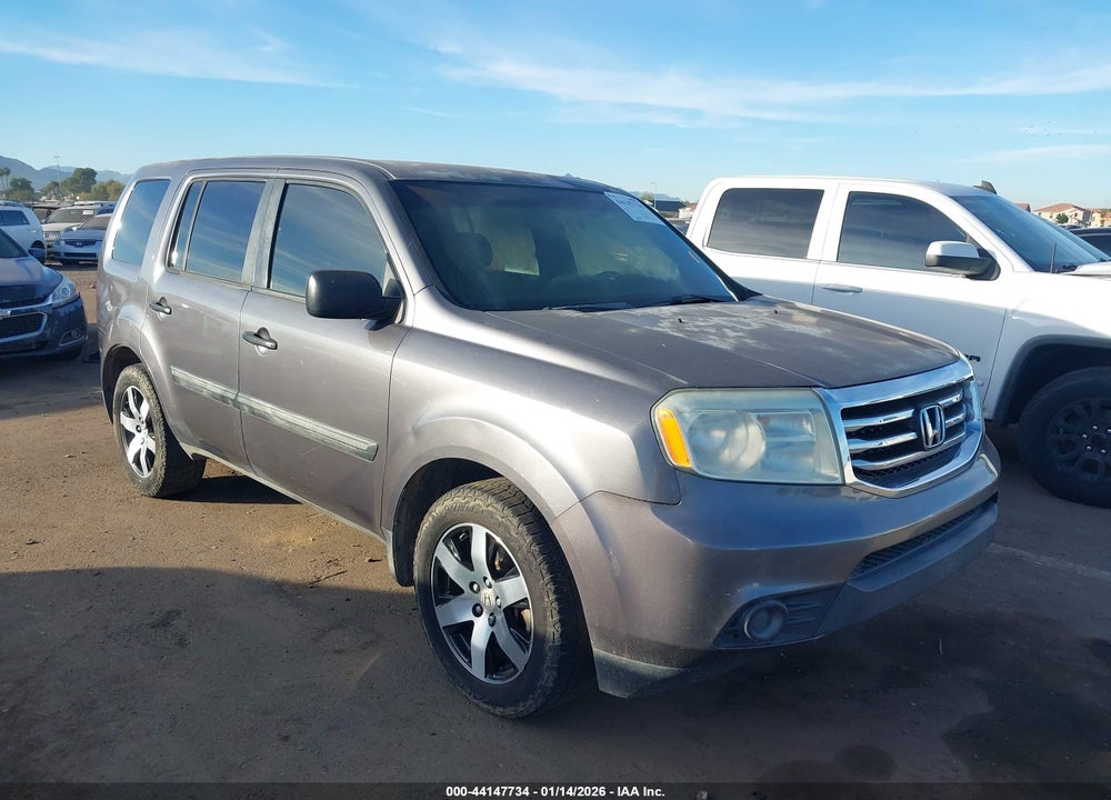 2015 HONDA PILOT LX VIN: 5FNYF3H28FB012867