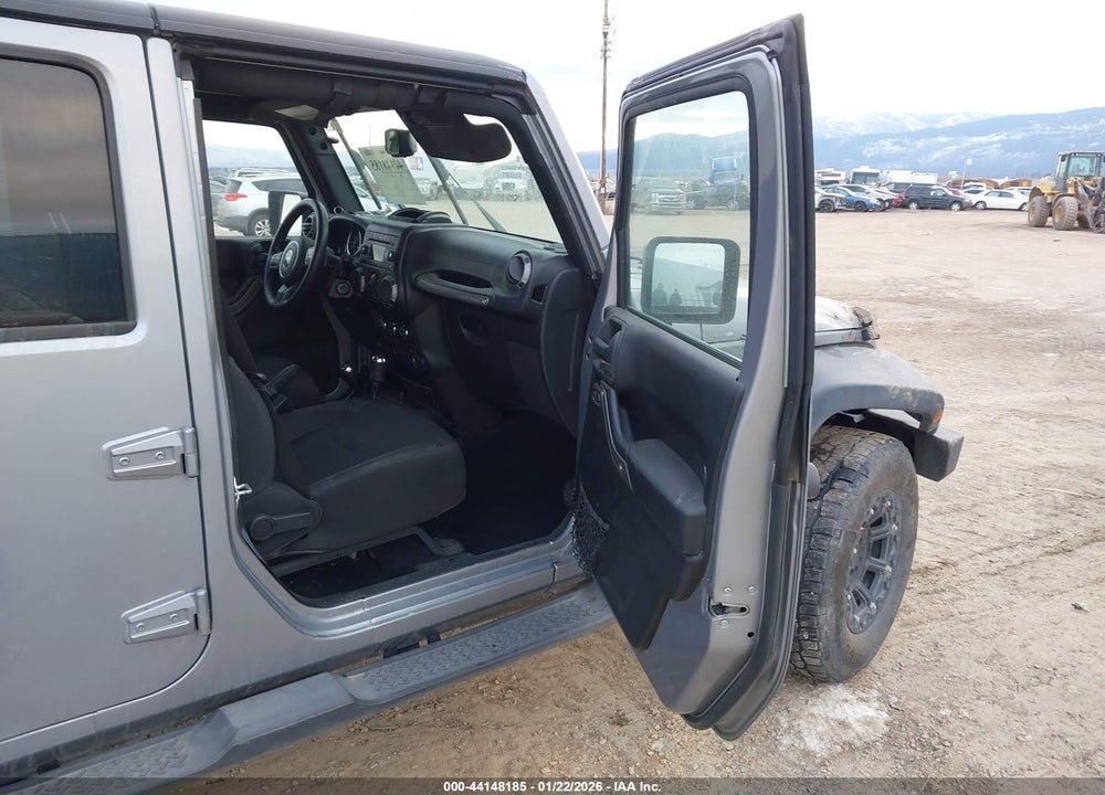 2015 JEEP WRANGLER UNLIMITED SPORT VIN: 1C4BJWDG4FL507247