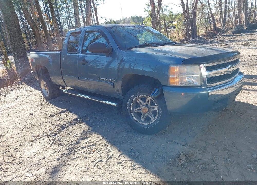 2008 CHEVROLET SILVERADO 1500 LT1 VIN: 2GCEK19J881240091