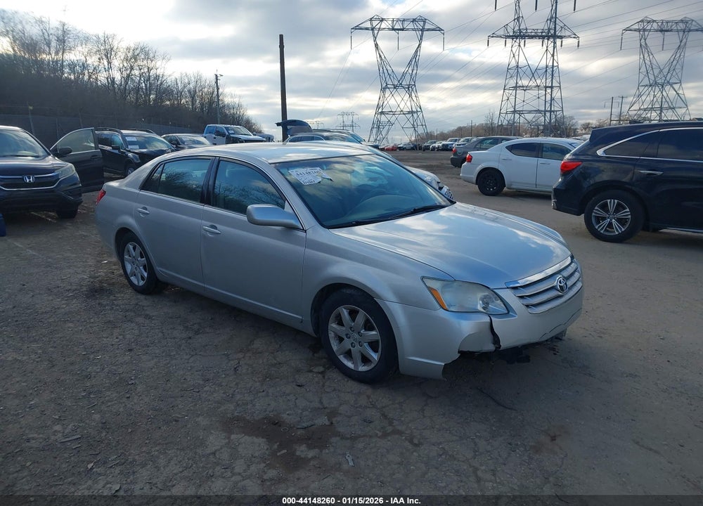 2005 TOYOTA AVALON XL VIN: 4T1BK36B25U010232