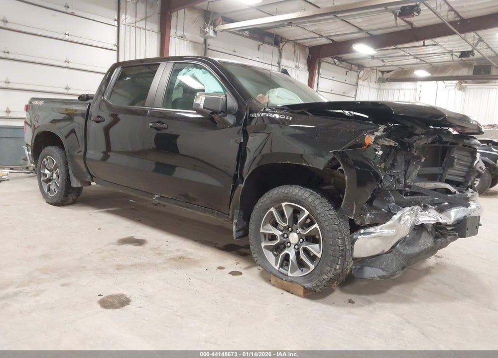 2024 CHEVROLET SILVERADO 1500 4WD  SHORT BED LT VIN: 1GCPDDEK4RZ178975