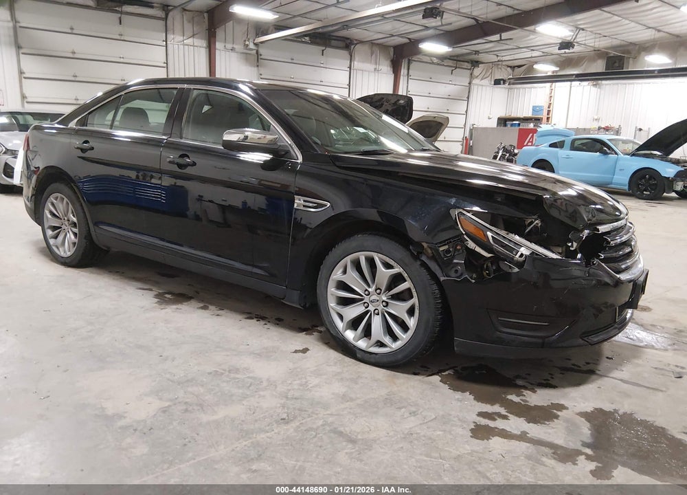 2017 FORD TAURUS LIMITED VIN: 1FAHP2F85HG102300
