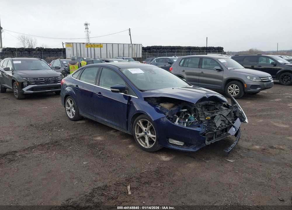 2016 FORD FOCUS TITANIUM VIN: 1FADP3J20GL229386