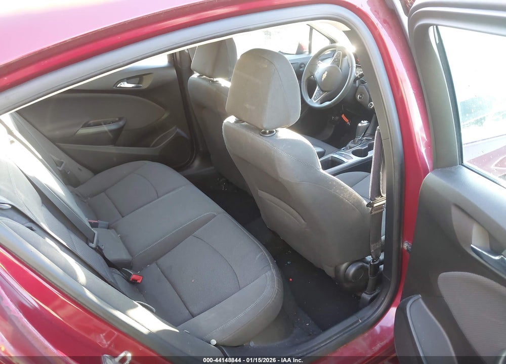 2018 CHEVROLET CRUZE LT AUTO VIN: 1G1BE5SMXJ7175039