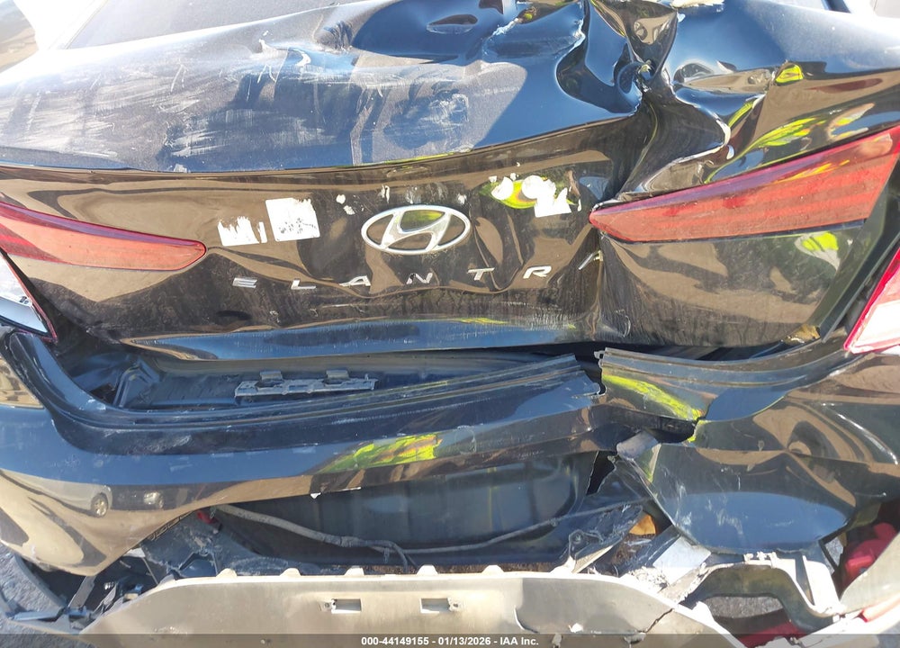 2020 HYUNDAI ELANTRA SE VIN: 5NPD74LF3LH503288
