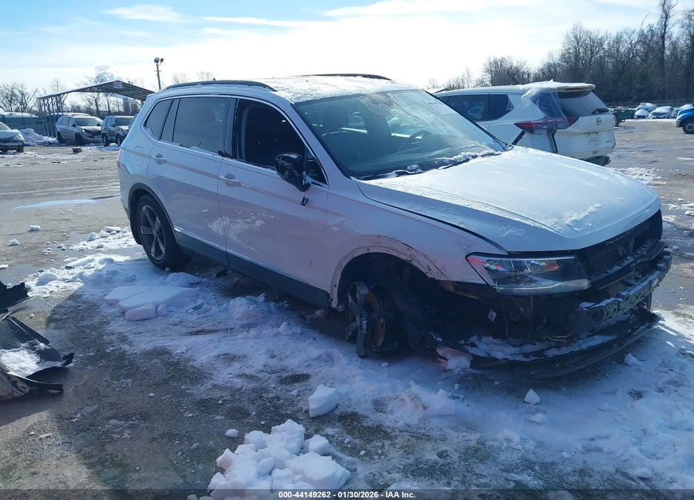 2020 VOLKSWAGEN TIGUAN 2.0T SE/2.0T SE R-LINE BLACK/2.0T SEL VIN: 3VV2B7AX5LM044053