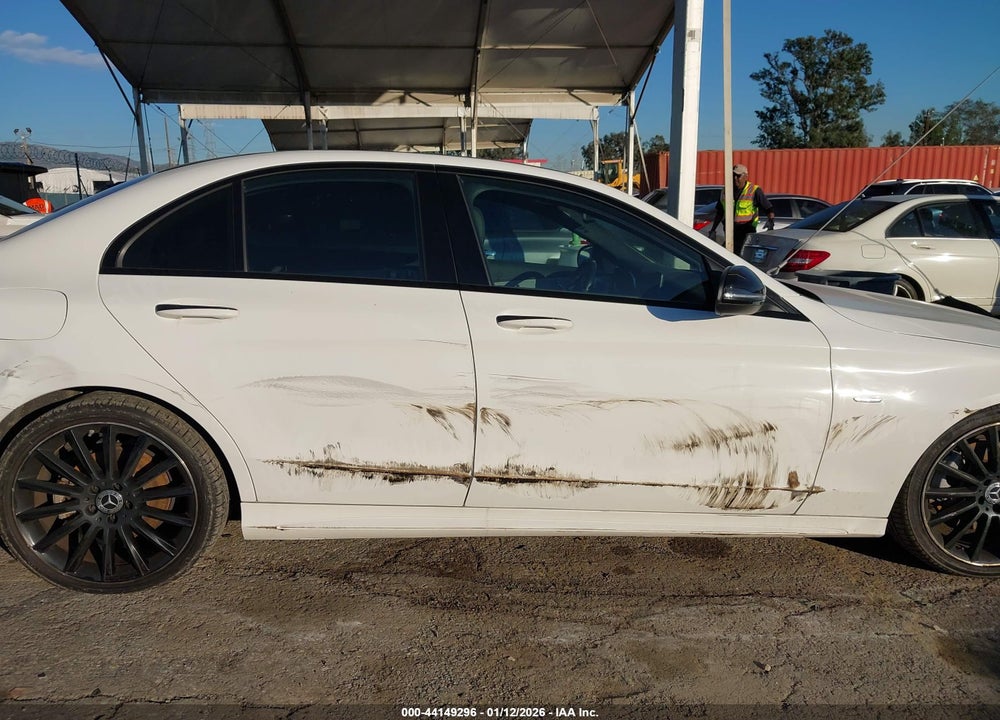 2021 MERCEDES-BENZ C 300 SEDAN VIN: W1KWF8DB2MR639037