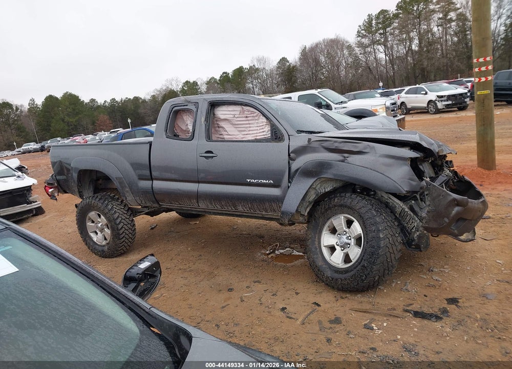 2014 TOYOTA TACOMA BASE V6 VIN: 5TFUU4EN8EX098615