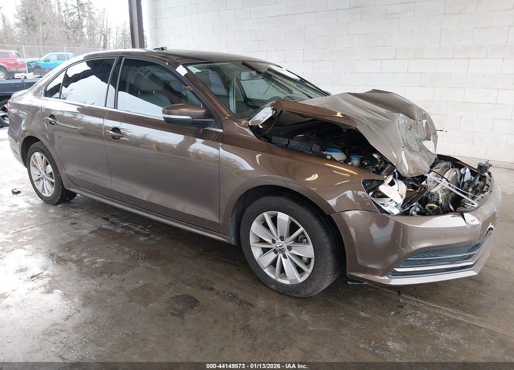 2015 VOLKSWAGEN JETTA 1.8T SE VIN: 3VWD07AJ9FM262927