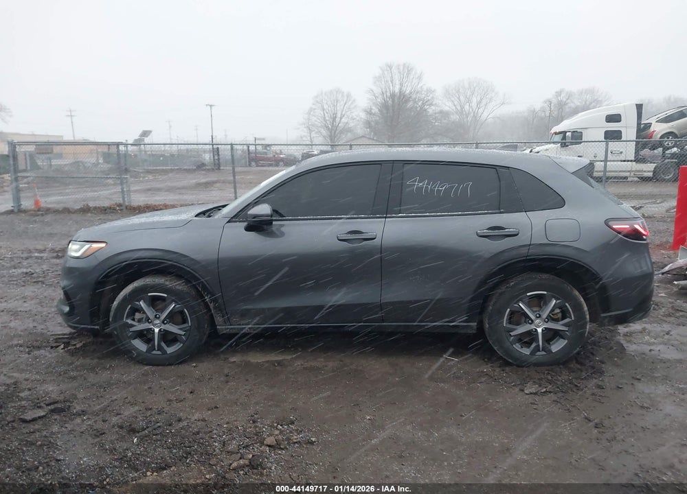 2024 HONDA HR-V AWD EX-L/AWD EX-L W/O BSI VIN: 3CZRZ2H78RM767528