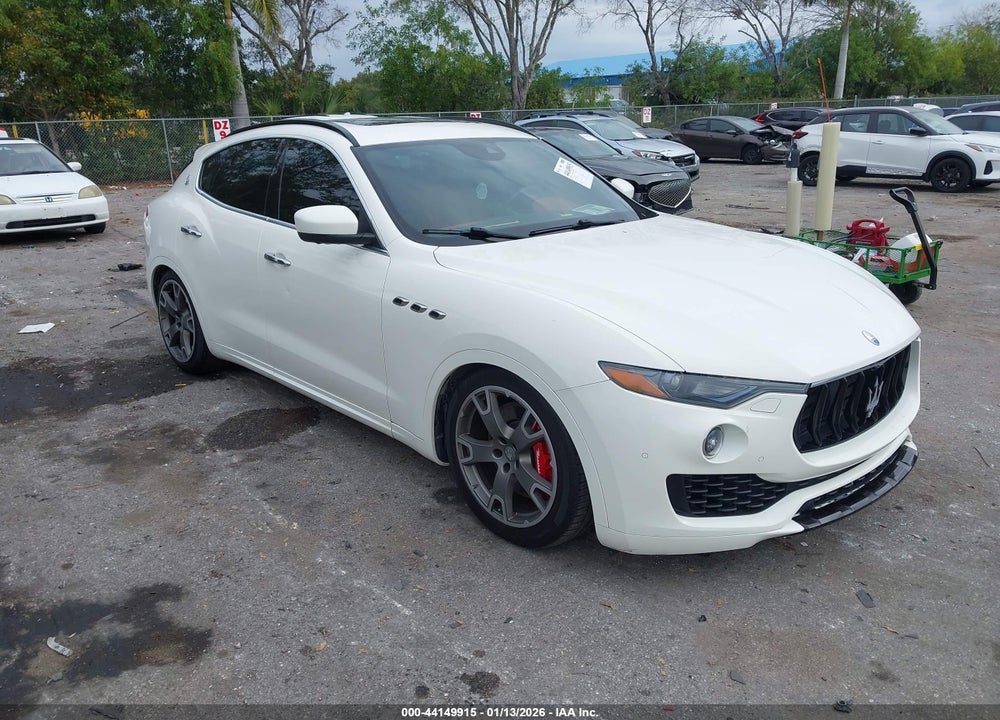 2017 MASERATI LEVANTE S VIN: ZN661YUS8HX258852