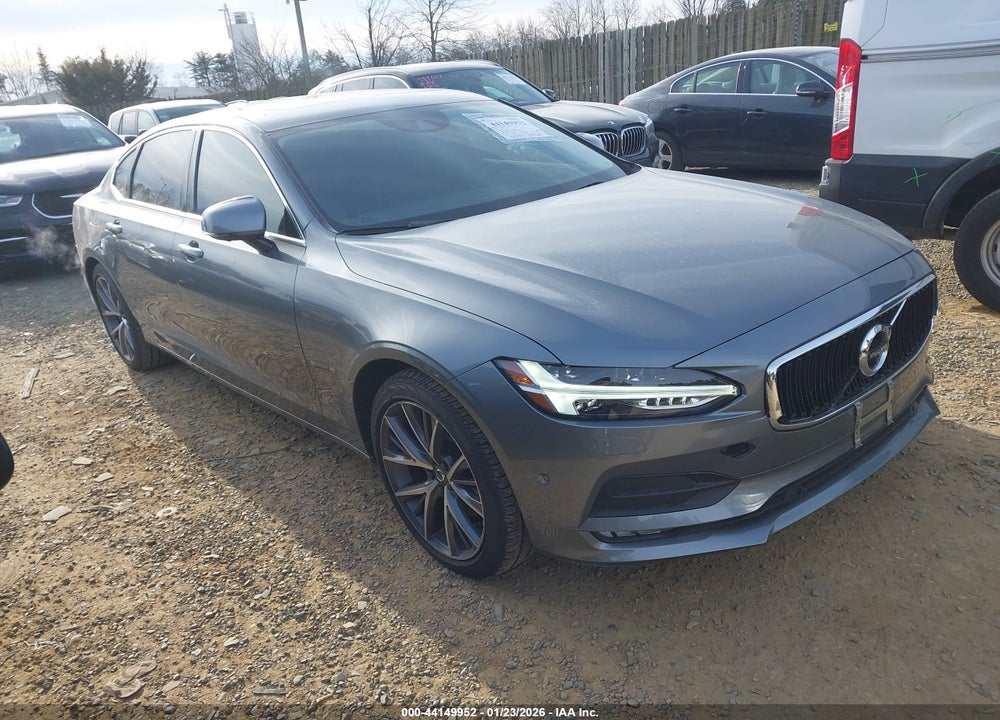 2018 VOLVO S90 T5 MOMENTUM VIN: LVY982MK0JP034089