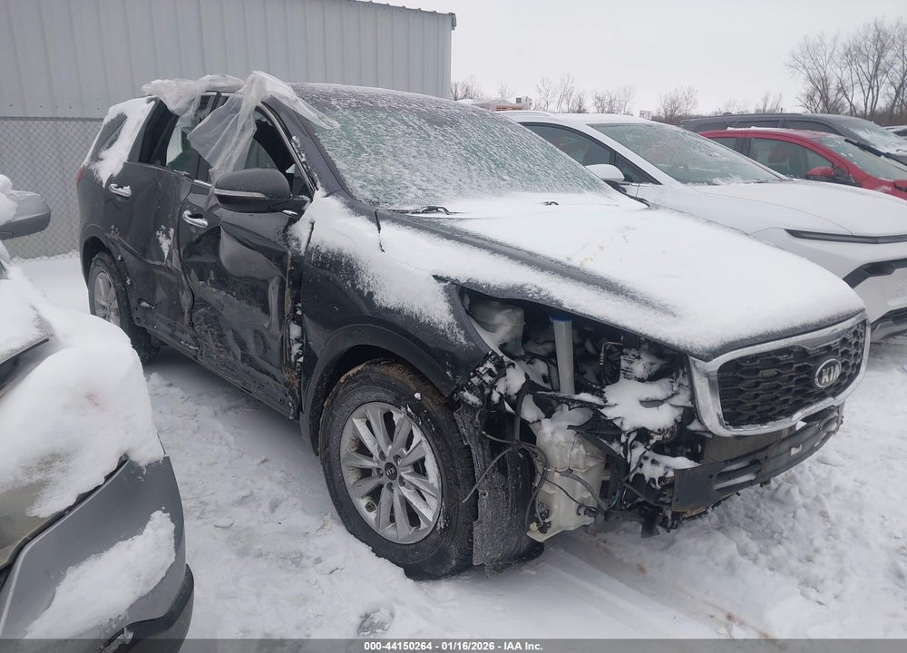 2019 KIA SORENTO 2.4L LX VIN: 5XYPGDA38KG534192