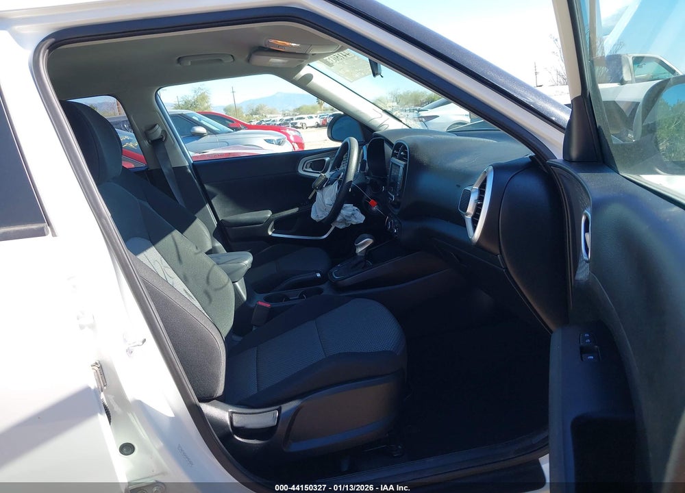 2023 KIA SOUL LX VIN: KNDJ23AU5P7862892