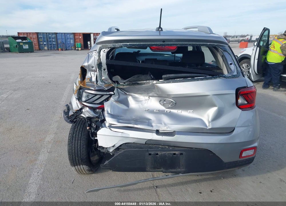 2024 HYUNDAI VENUE SEL VIN: KMHRC8A34RU306352