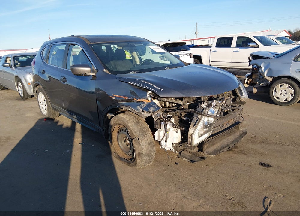 2018 NISSAN ROGUE S VIN: 5N1AT2MT1JC770618