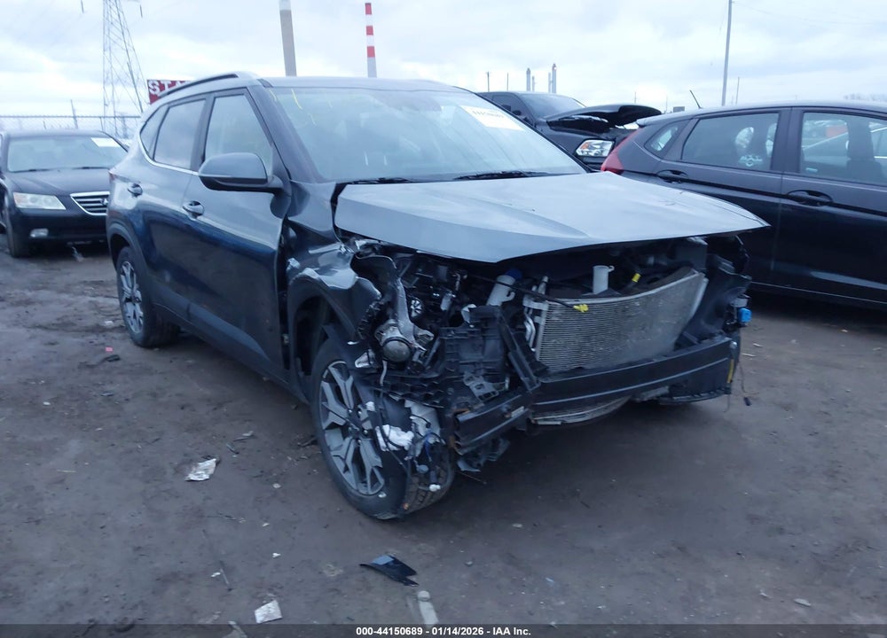 2023 KIA SELTOS EX VIN: KNDERCAA2P7417349