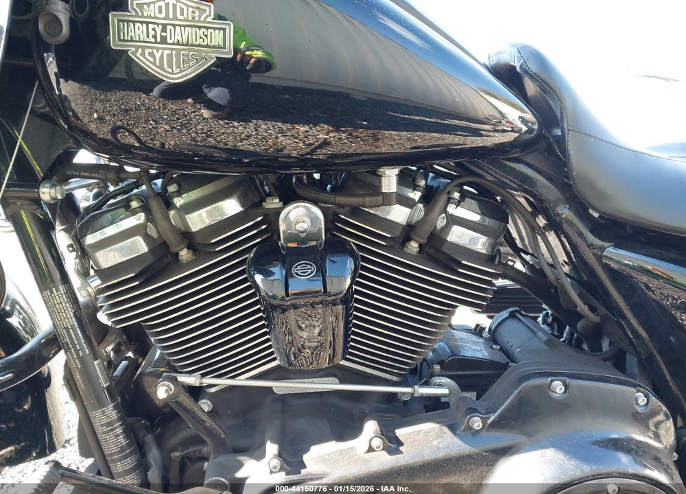 2018 HARLEY-DAVIDSON FLTRXS ROAD GLIDE SPECIAL VIN: 1HD1KTC17JB632311