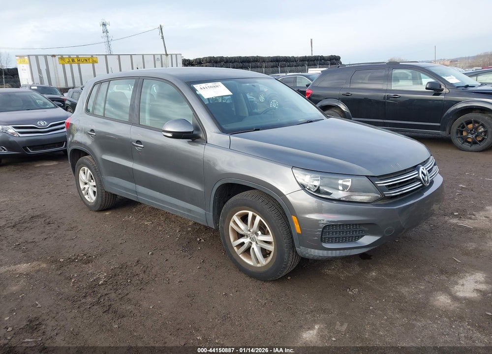 2013 VOLKSWAGEN TIGUAN S VIN: WVGBV3AX3DW604745