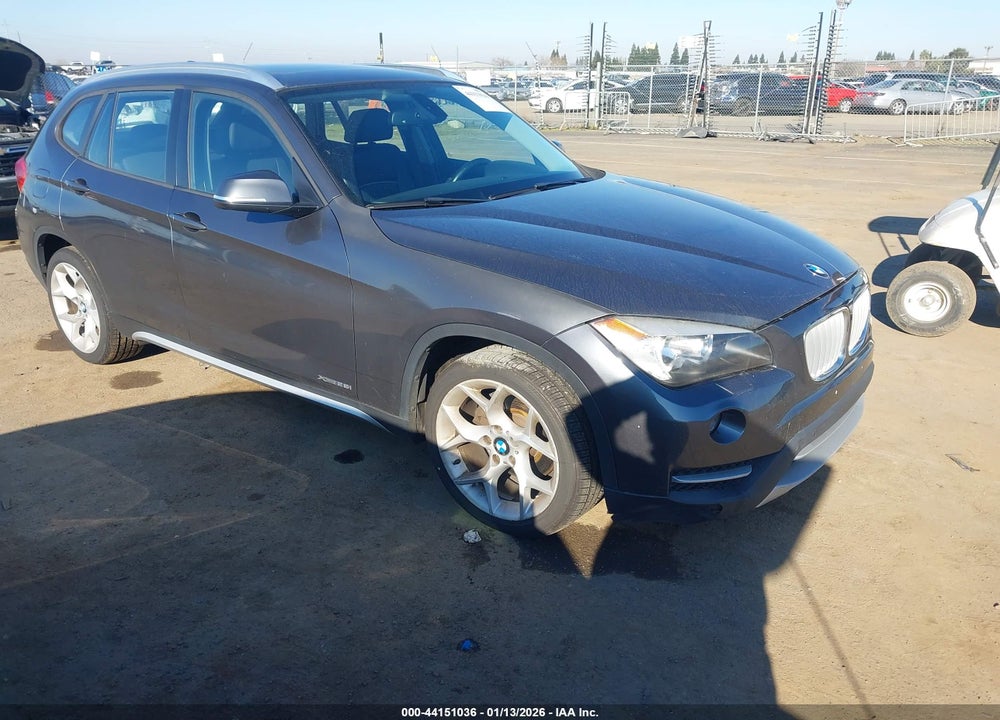 2013 BMW X1 XDRIVE28I VIN: WBAVL1C58DVR86118