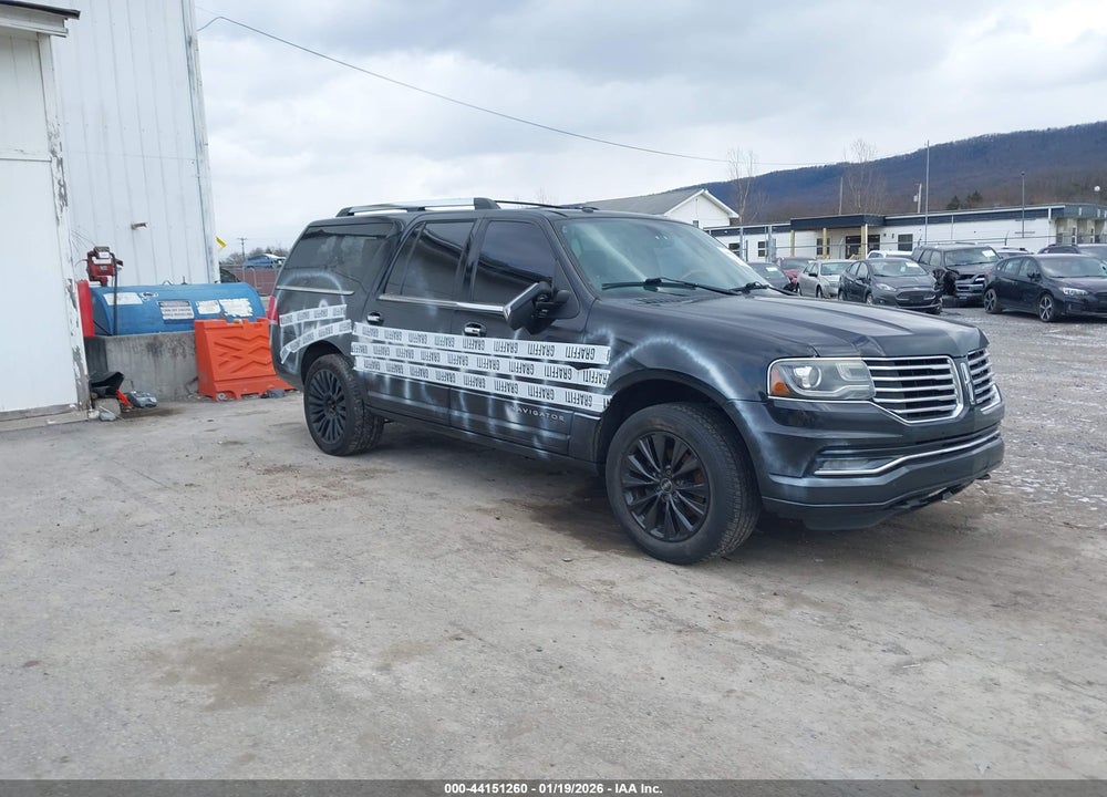 2015 LINCOLN NAVIGATOR L VIN: 5LMJJ3JTXFEJ05208
