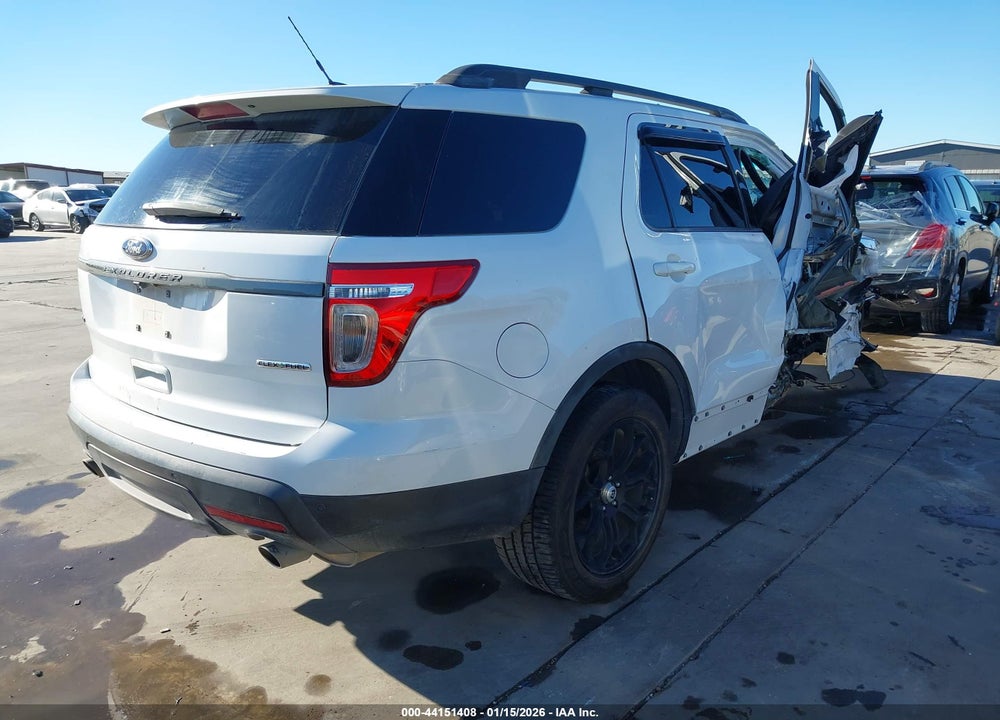 2015 FORD EXPLORER XLT VIN: 1FM5K7D83FGA13703