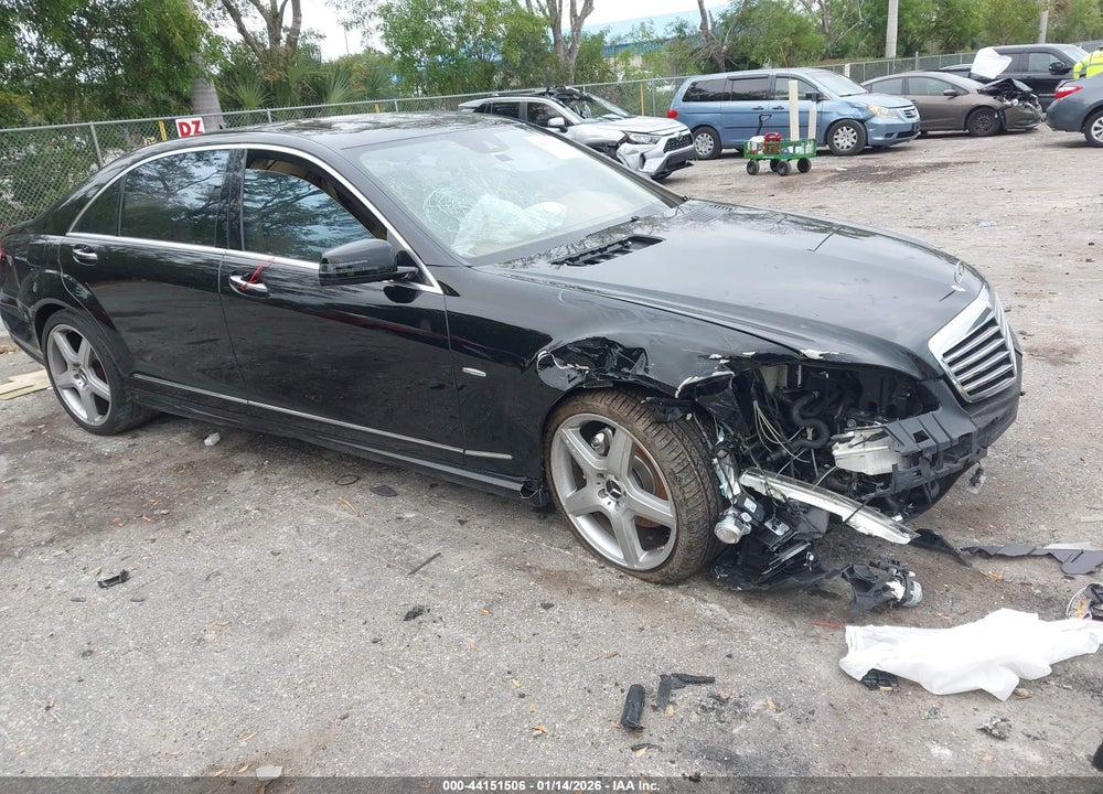 2012 MERCEDES-BENZ S 550 VIN: WDDNG7DB8CA440302