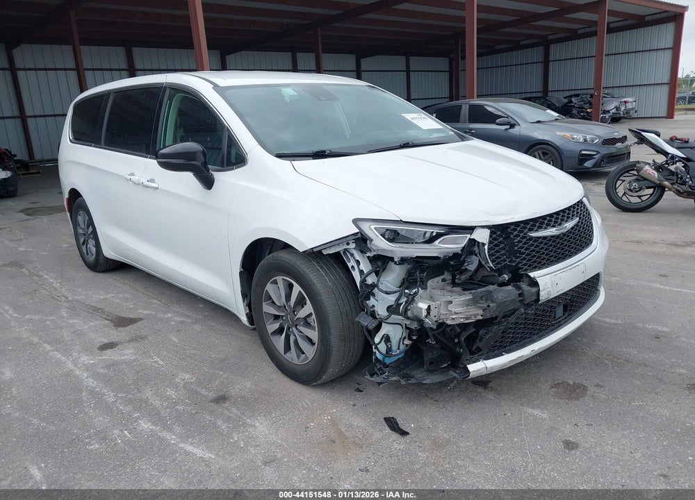 2024 CHRYSLER PACIFICA HYBRID SELECT VIN: 2C4RC1S73RR153537