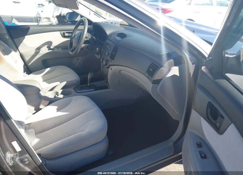 2007 KIA OPTIMA LX VIN: KNAGE123575133764