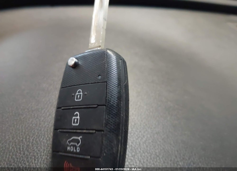 2020 KIA SORENTO 2.4L LX VIN: 5XYPG4A32LG648786