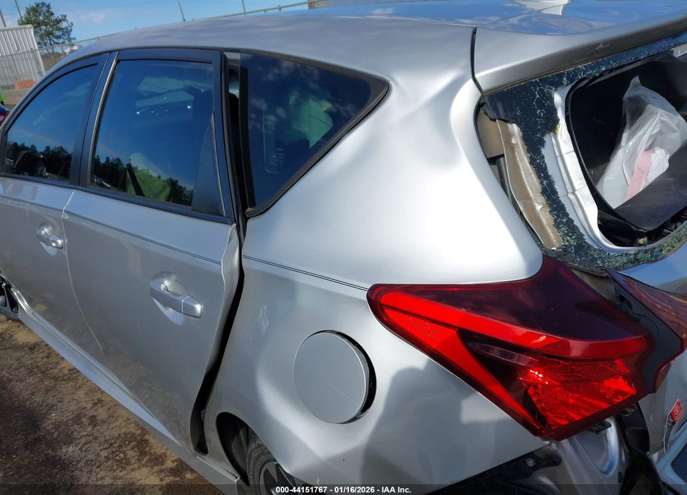 2018 TOYOTA COROLLA IM VIN: JTNKARJE7JJ564160