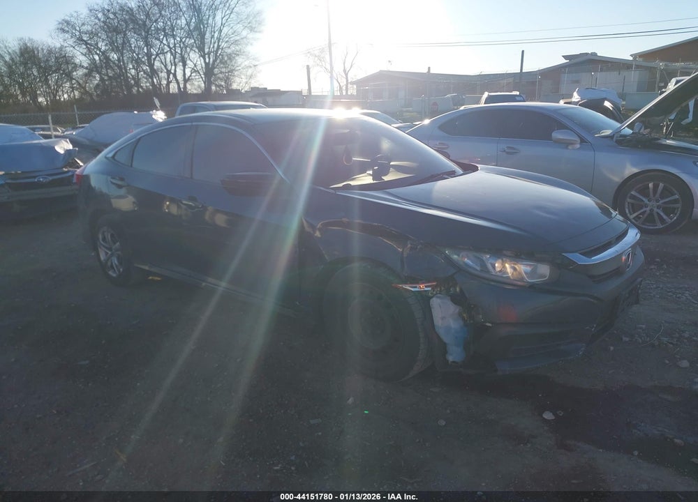 2018 HONDA CIVIC LX VIN: 2HGFC2F57JH573394