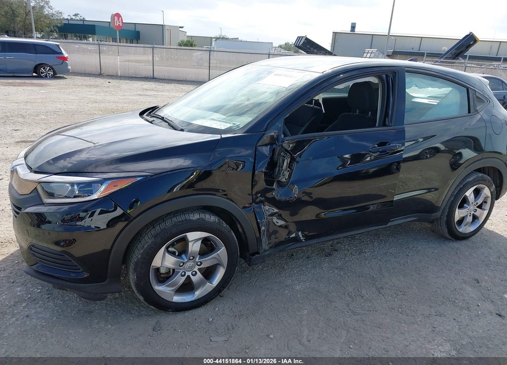2022 HONDA HR-V AWD LX VIN: 3CZRU6H35NM741613