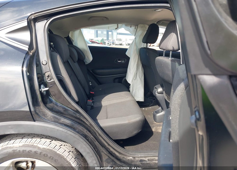 2022 HONDA HR-V AWD LX VIN: 3CZRU6H35NM741613