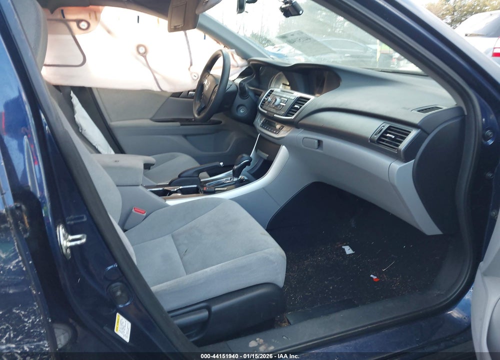 2013 HONDA ACCORD LX VIN: 1HGCR2F37DA258159