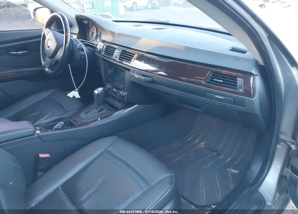 2011 BMW 328I XDRIVE VIN: WBAKF5C52BE586487