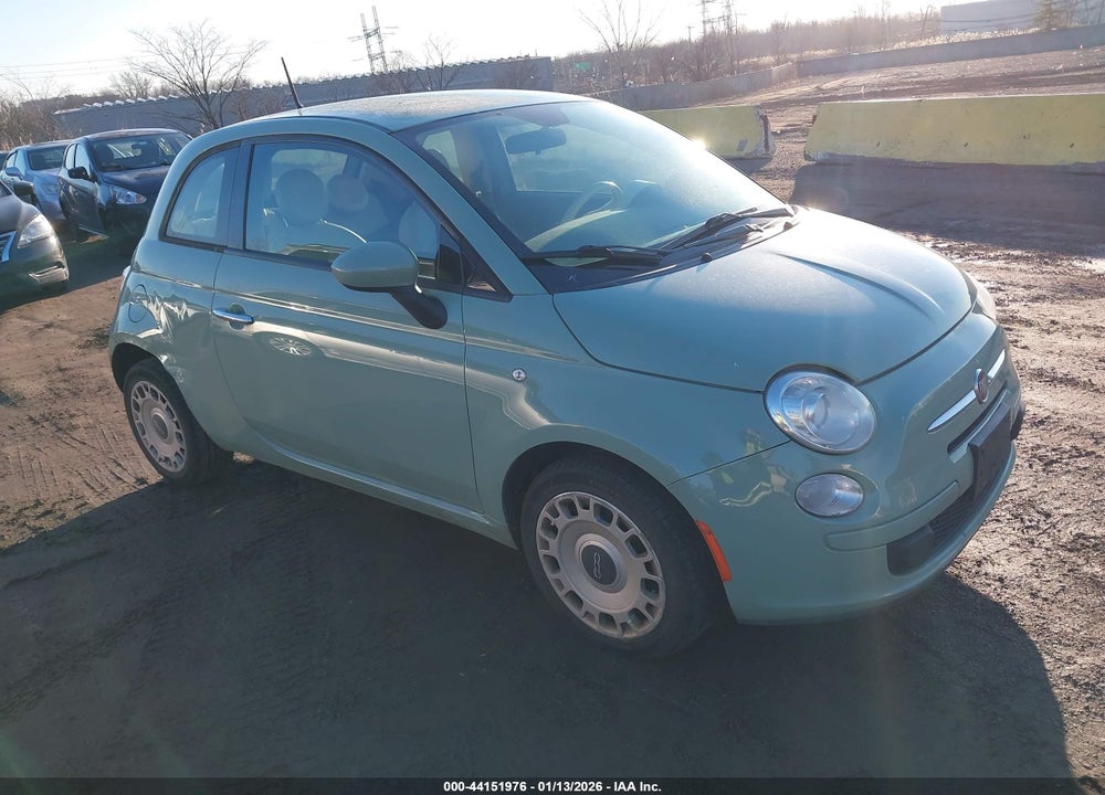 2015 FIAT 500 POP VIN: 3C3CFFAR8FT638623