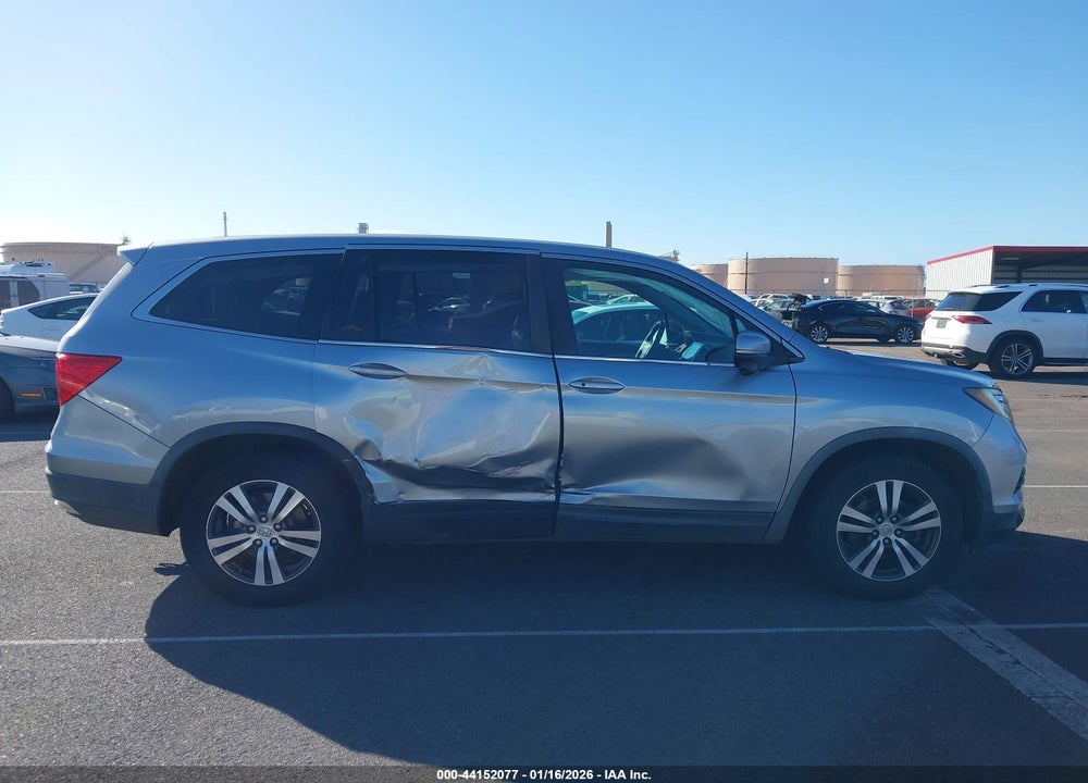 2017 HONDA PILOT EX-L VIN: 5FNYF5H53HB039130