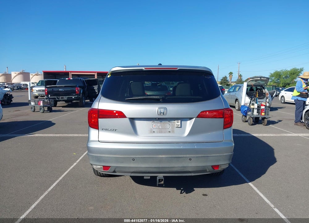 2017 HONDA PILOT EX-L VIN: 5FNYF5H53HB039130