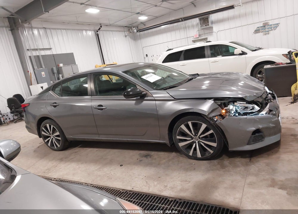 2020 NISSAN ALTIMA SR INTELLIGENT AWD VIN: 1N4BL4CW8LC101318