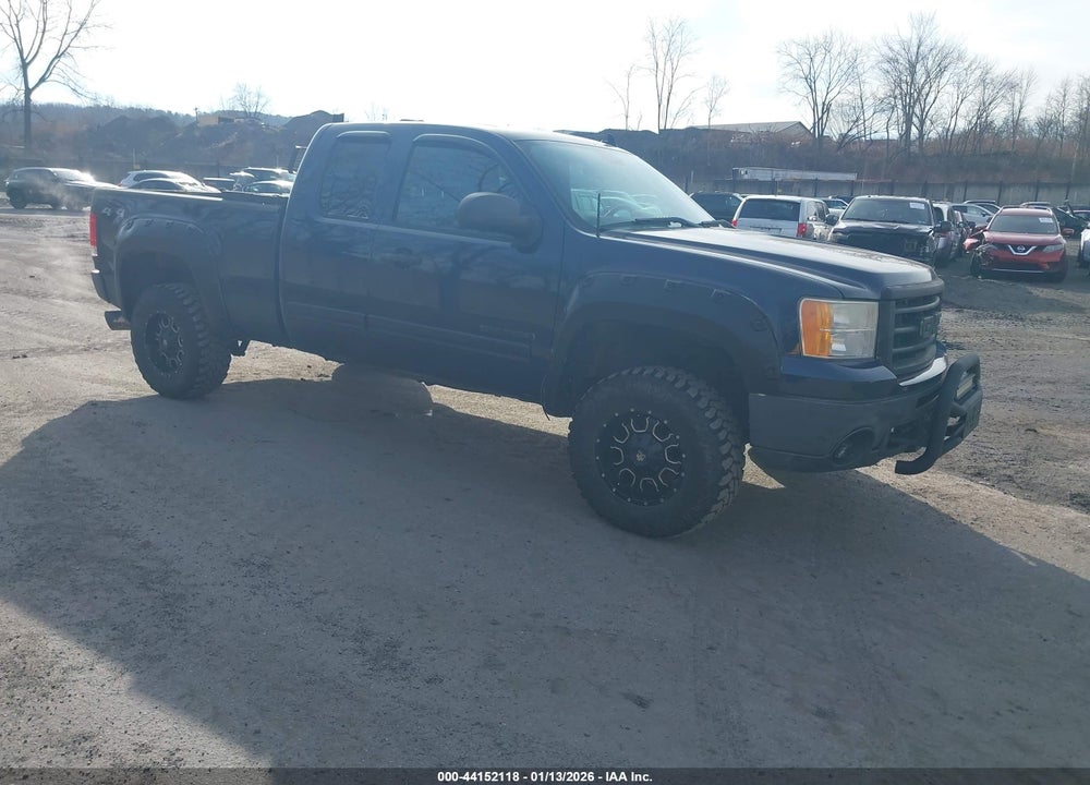 2010 GMC SIERRA 1500 SLE VIN: 1GTSKVE35AZ277985