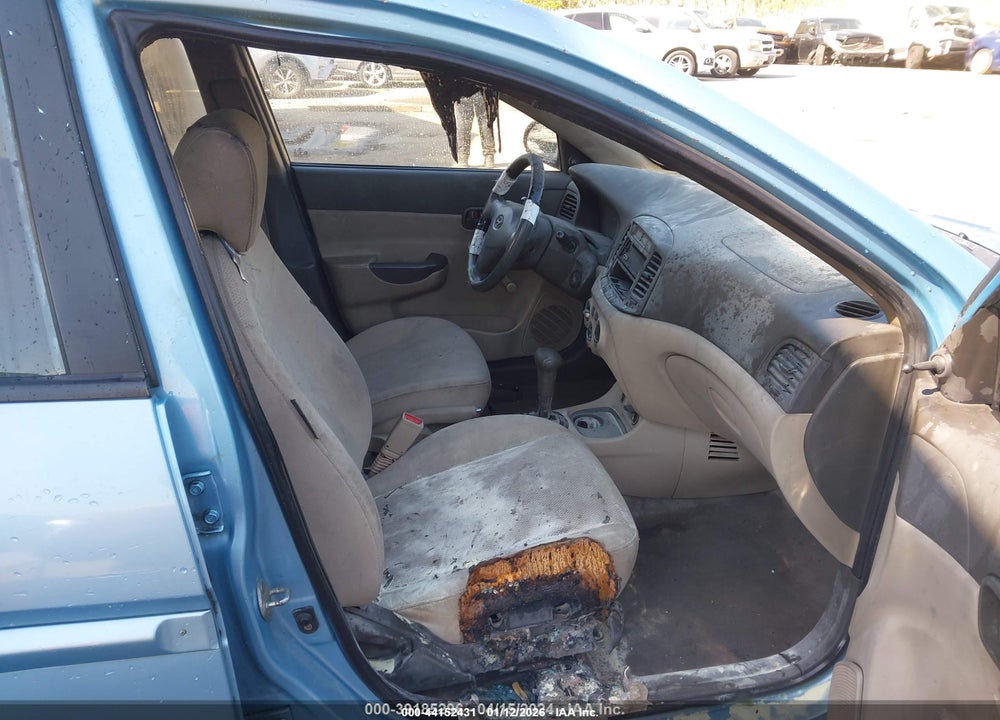 2009 HYUNDAI ACCENT GLS VIN: KMHCN46C09U334506