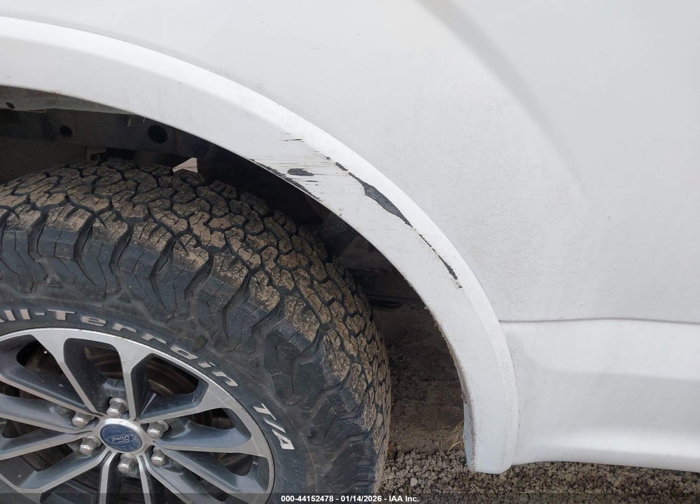 2019 FORD F-150 XLT VIN: 1FTFW1E41KFB18200