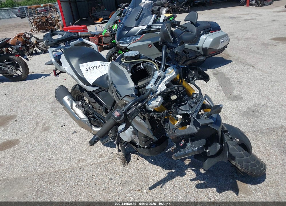2019 BMW G310 GS VIN: WB30G1200KR827062