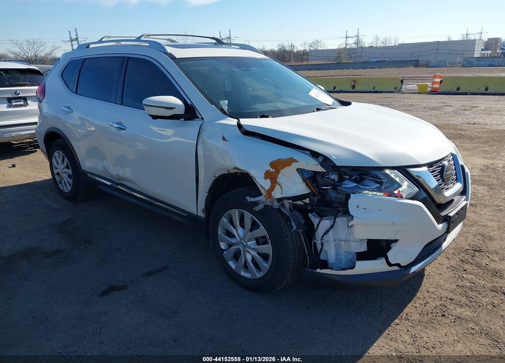 2018 NISSAN ROGUE SL VIN: JN8AT2MV2JW330013